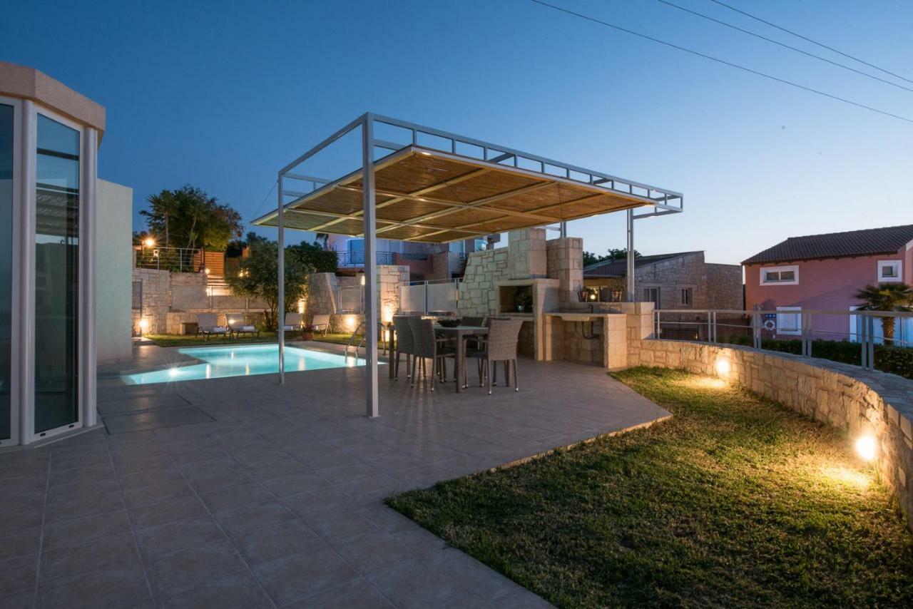 Pantanassa Villa Thalia Agia Marina  Bagian luar foto