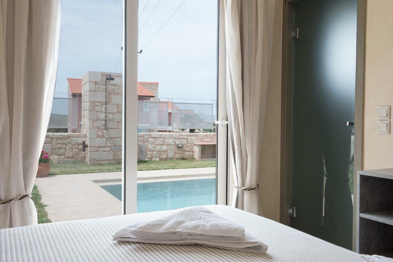Pantanassa Villa Thalia Agia Marina  Bagian luar foto
