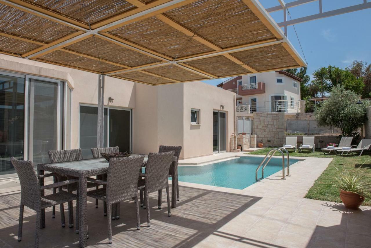 Pantanassa Villa Thalia Agia Marina  Bagian luar foto