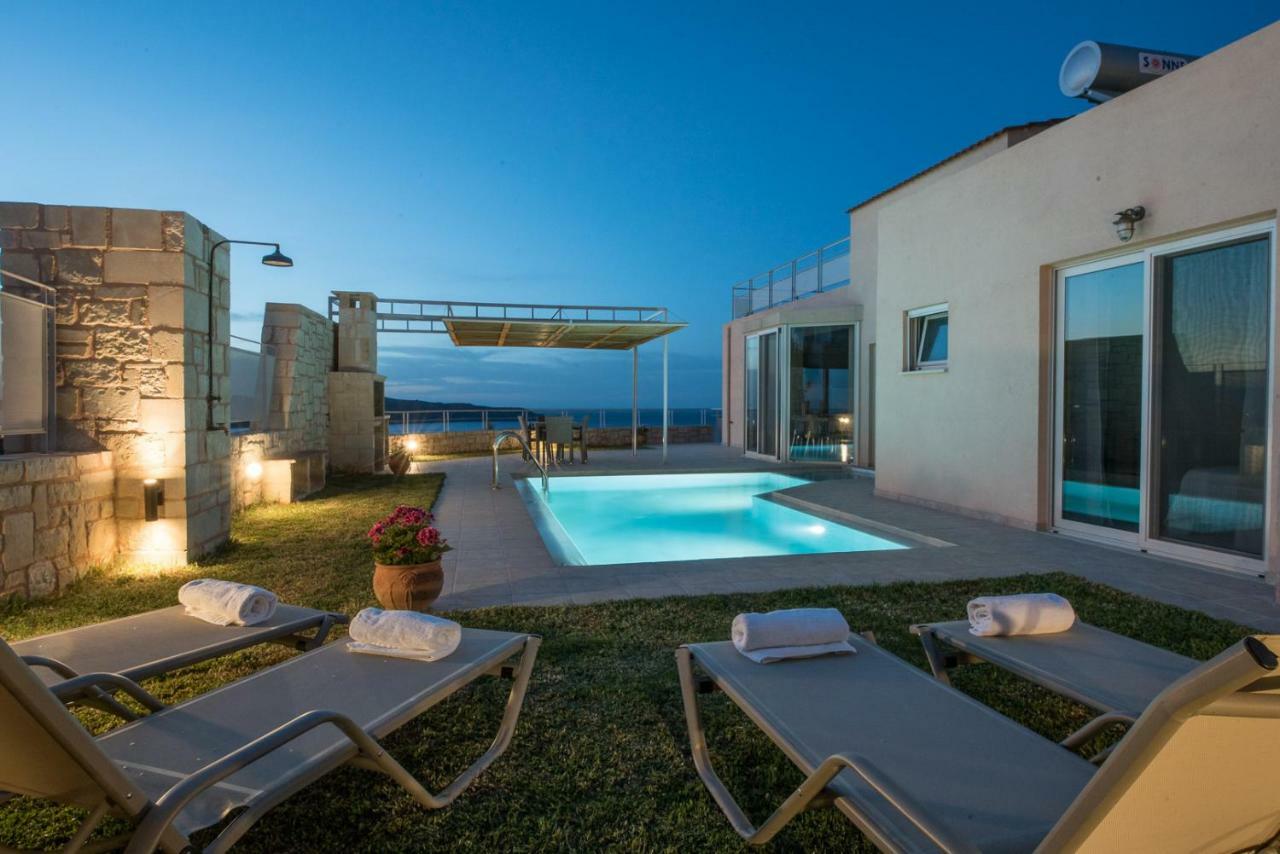 Pantanassa Villa Thalia Agia Marina  Bagian luar foto